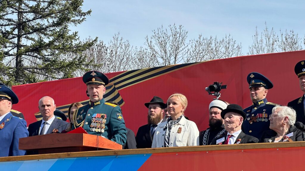 Муфтий Дальнего Востока Ахмад Хазрат Гарифуллин принял участие в Параде Победы в Великой Отечественной Войне